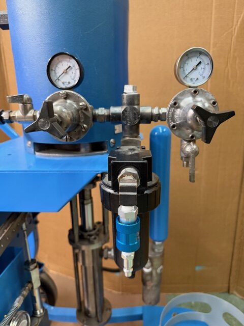 Binks Portable B5 Super Slave Gel-Coat or Resin Wet-Out System on Small Cart. 14:1 Ratio - Image 7